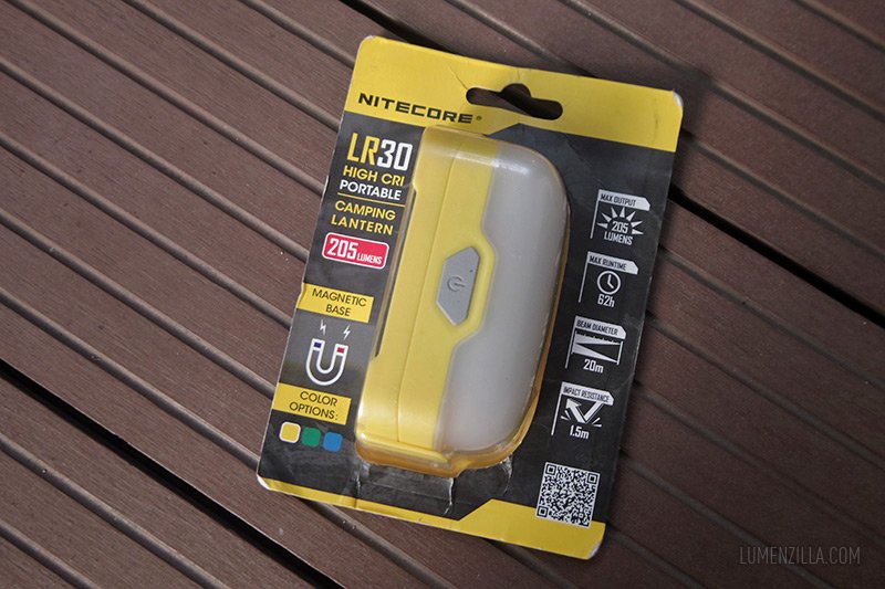 nitecore lr30 in the blister pack