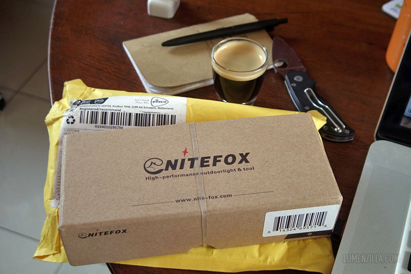 nitefox-ut20-package.jpg