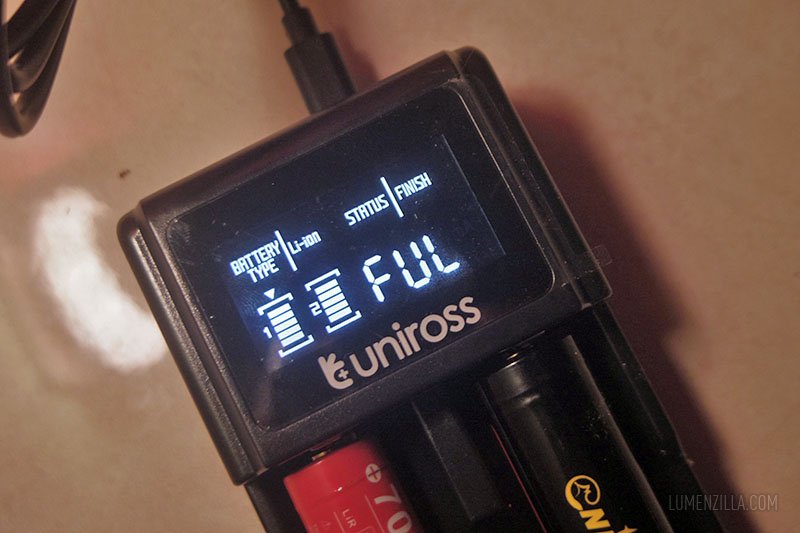uniross-compact-3t-charger-finished-charging-done.jpg